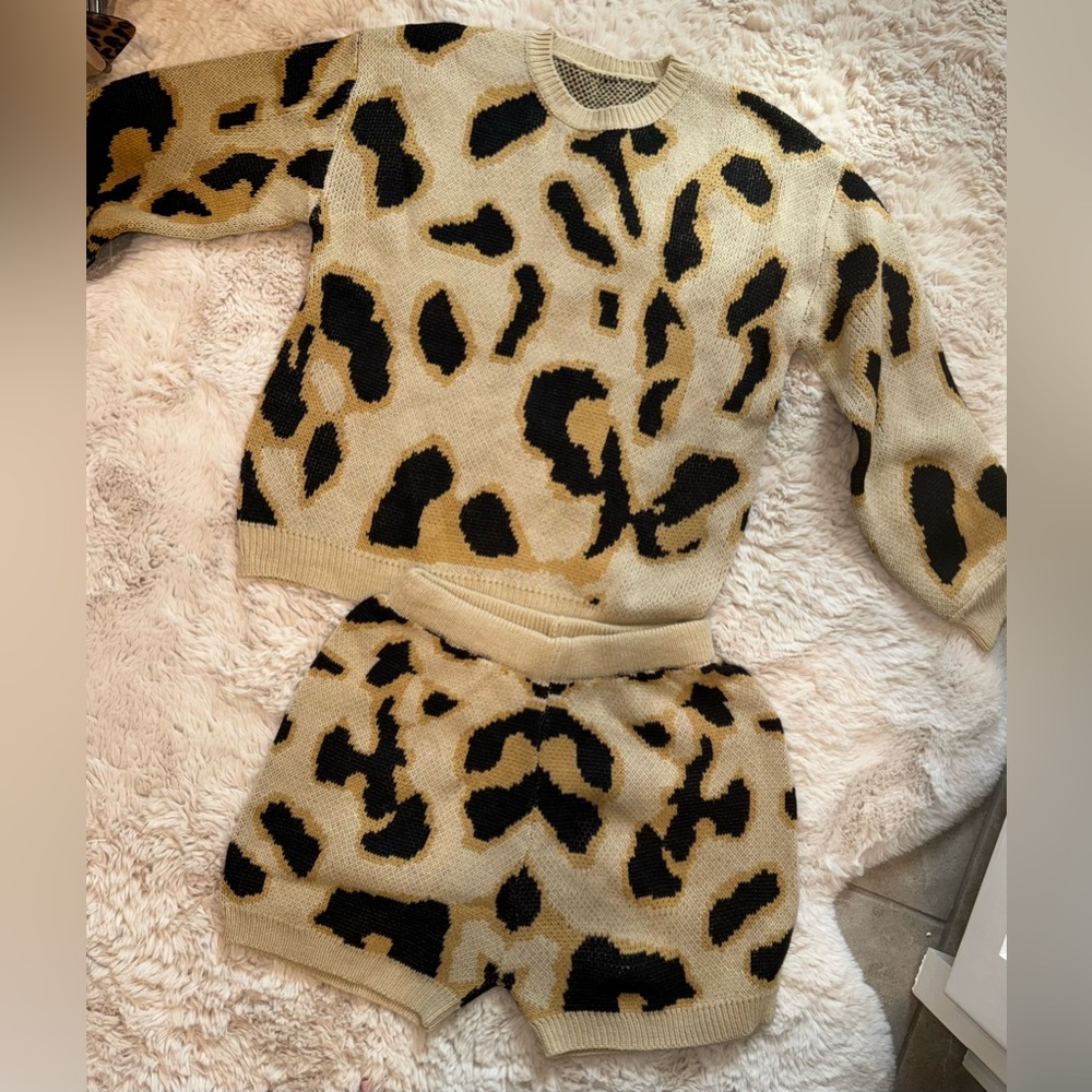 Leopard short set